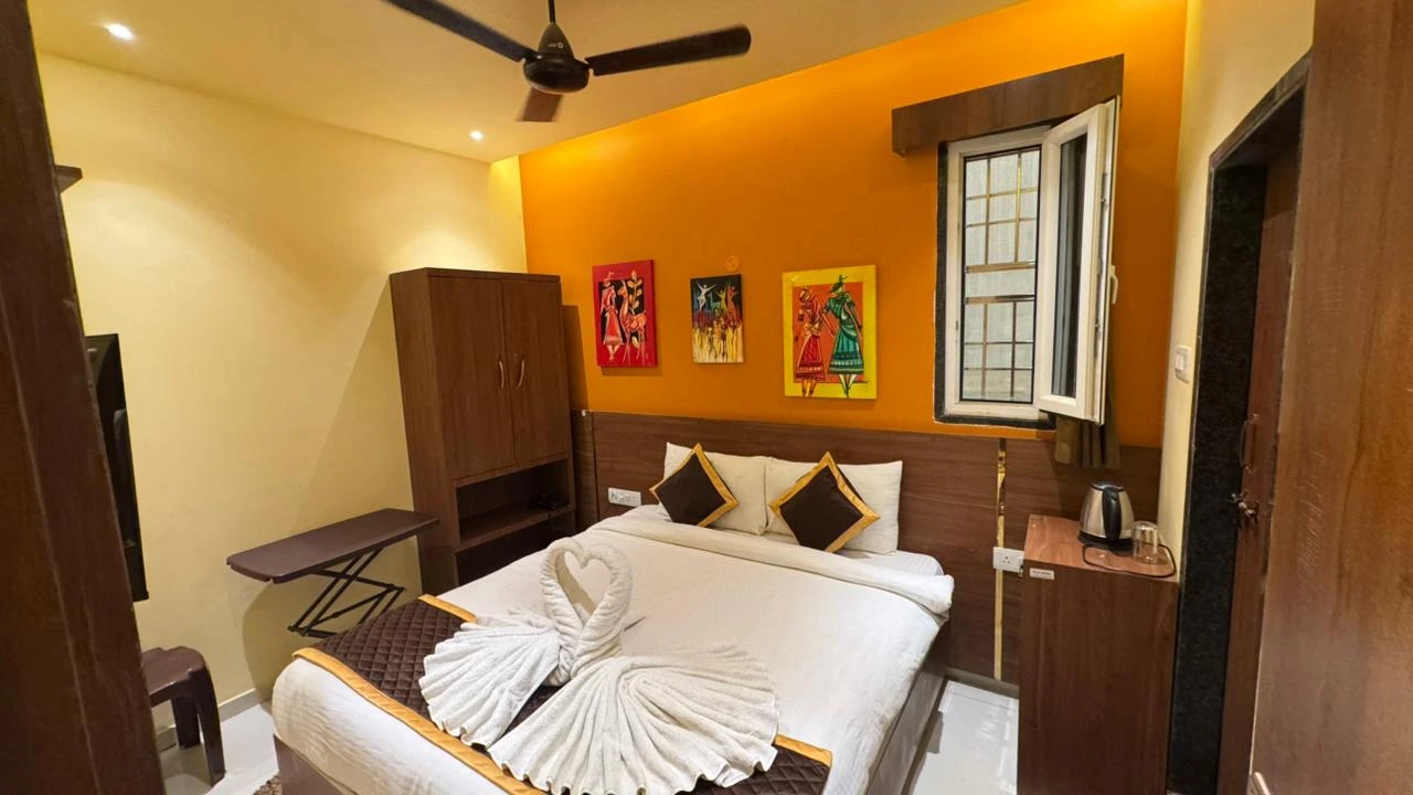 Deluxe room at Hotel Sunrise